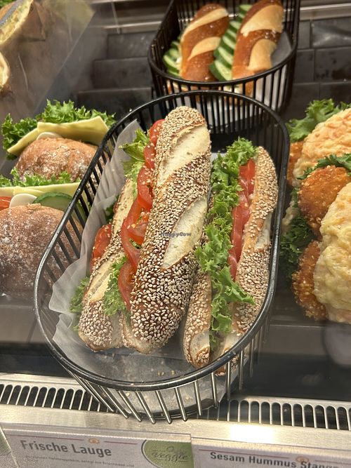 Sesam Hummus Stange (vegan)  at Kamps - Konrad-Adenauer-Platz in Dusseldorf