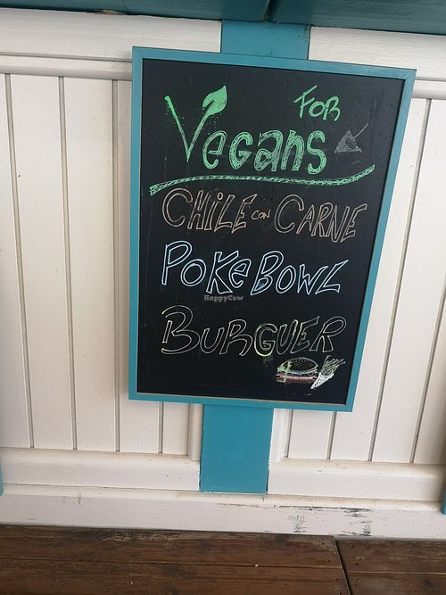 Vegan menu board (not breakfast menu) at Guingueta Cala Cristus in Girona