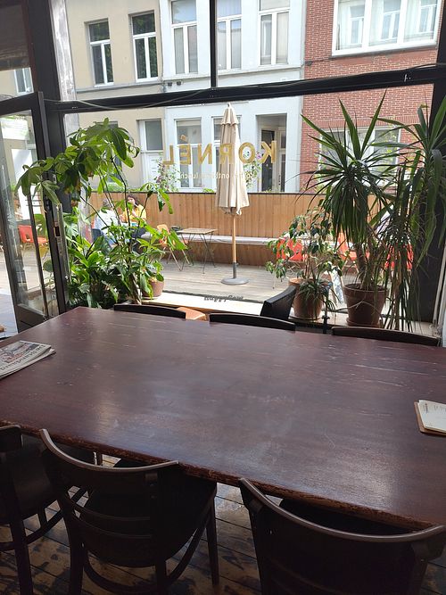 Sitting area indoor and outdoors at Kornél in Antwerpen
