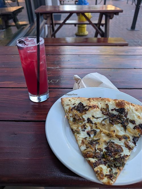  at Slice Downtown in Eugene