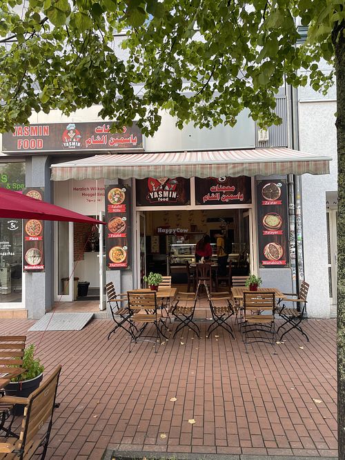 Outside view   at Yasmin Vegan Food in Hannover