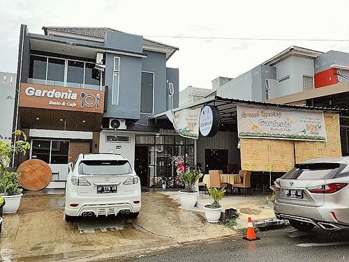 restaurant street view at Gardenia Resto & Cafe in Batam