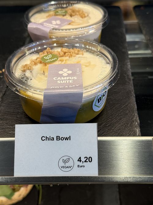 chia vegan  at Campus Suite in Cologne