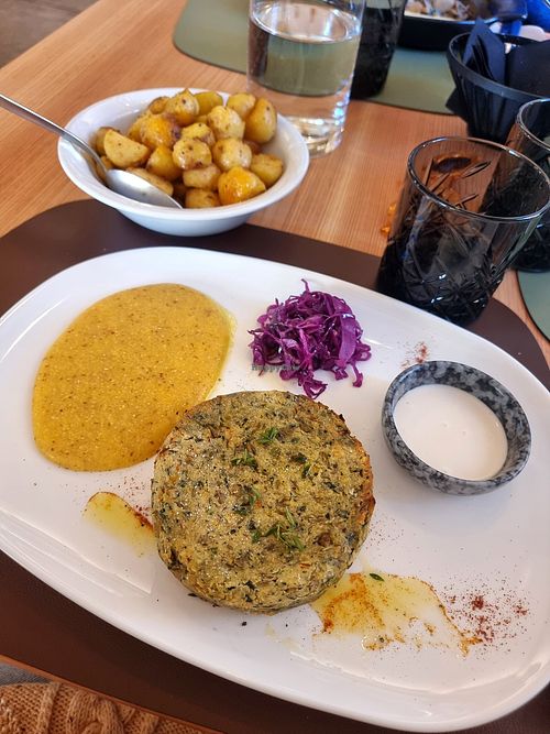 Vegan burger at La Baitina di Roana in Roana