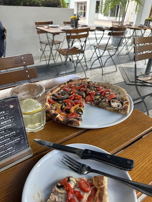 Super cute place. Outdoor seating and helpful staff. I ordered the Vegano pizza and it was excellent.   at Spris Artisan Pizza in Miami Beach