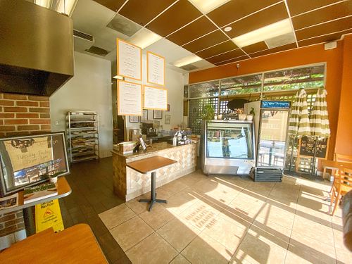 Interior  at Manoushee in Santa Clarita