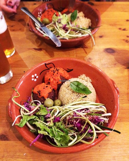 Walnut and bean balls, quinoa & zucchini spaghetti  at Princesa do Castelo in Lisbon