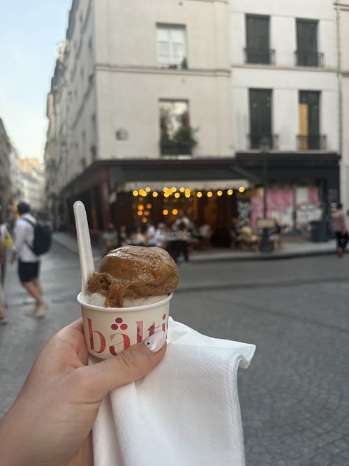 Fig & orange blossom sorbets  at Bältis Artisan Glacier in Paris