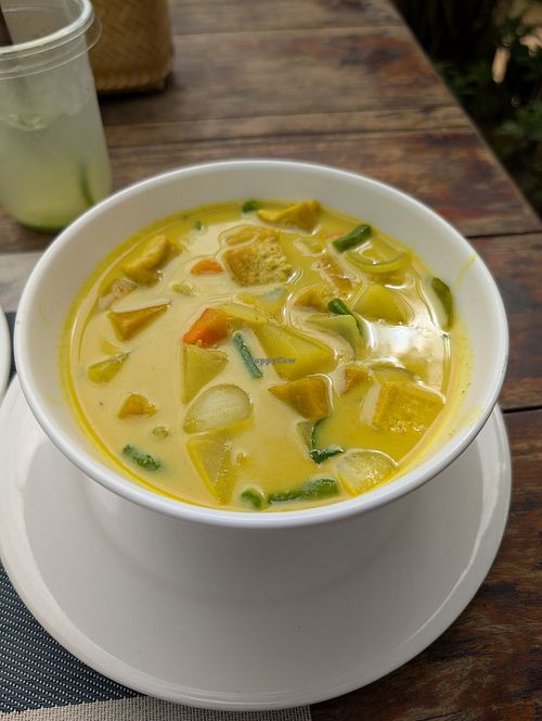 Gelbes Curry at Coco Home Bar And Restaurant in Nong Khiaw