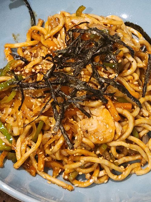 Noodles with veggies - vegan at Kenkō in La Marsa