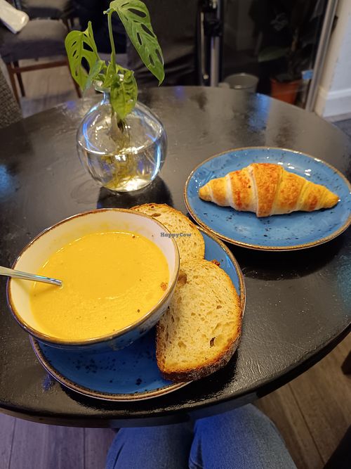  at Blue's Cafe in Cork