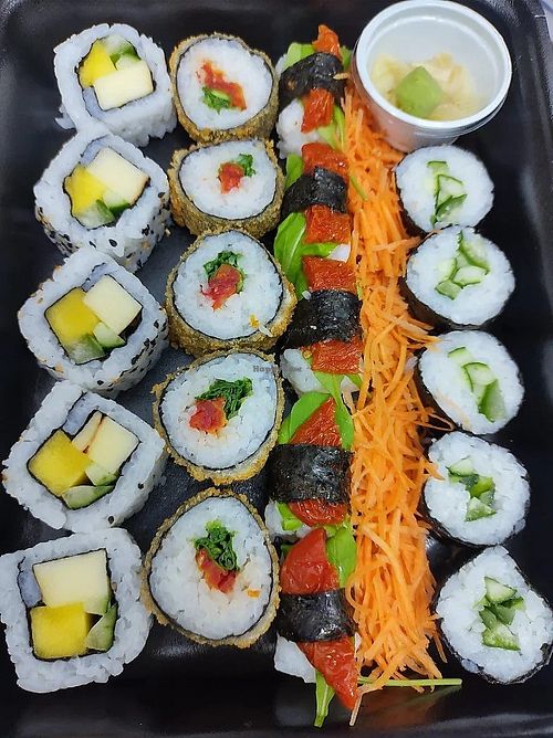 Diversas opções vegetais at Woki in Londrina