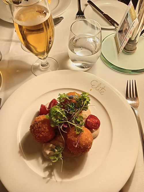 Arancini over butter bean puree at Elite in Helsinki