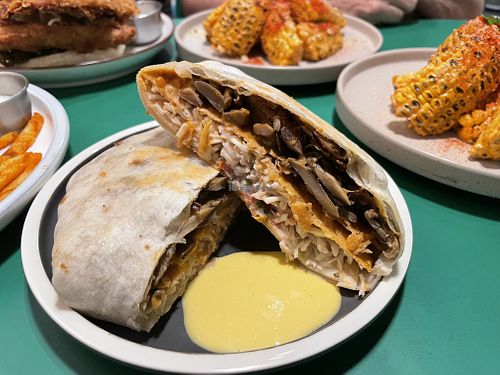 Mushroom crunch   at Mixigan - 美墨風格蔬食 in Taipei