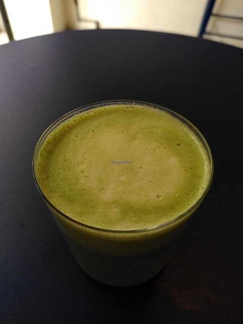 Matcha latte at Breadbox in Munich