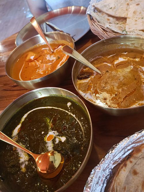 Tofu Palak, Tofu kurma, dhal #Veganuary at Ahaara Veda Indian in Koh Phangan