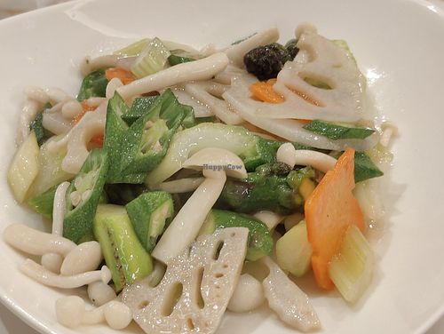  at Whole Earth 环界蔬食 in Central Singapore