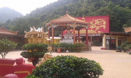 9 at Ten Thousand Buddhas Monastery Vegetarian Canteen in New Territories