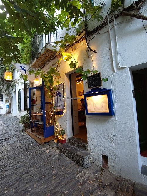  at El Gato Azul in Girona