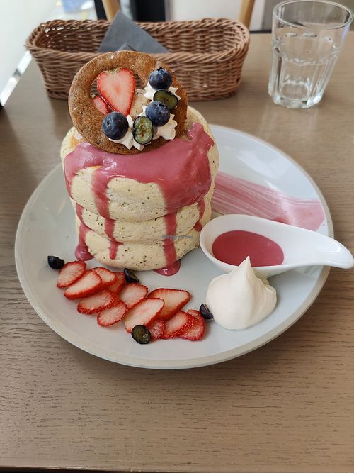 Fluffy Pancakes with Berry and Jasmine at Micasadeco & Cafe in Tokyo