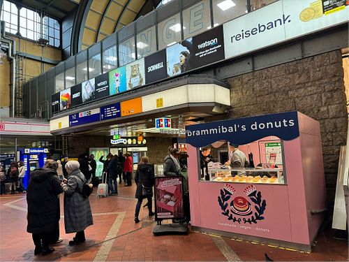 store front #Veganuary at Brammibal's Donuts - Pop Up in Hamburg