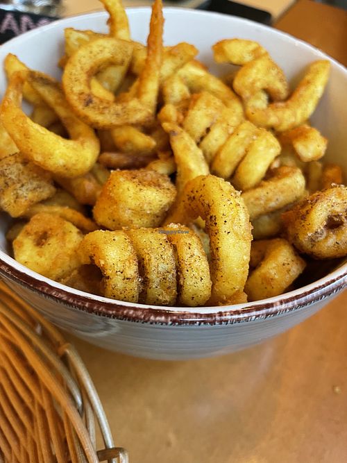 Curly Friess  at Za'atar Falafel in Berlin