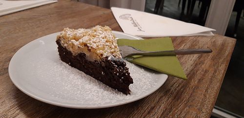 Schoko-Birnen-Streuselkuchen at Zum Mühlenteich in Bassum