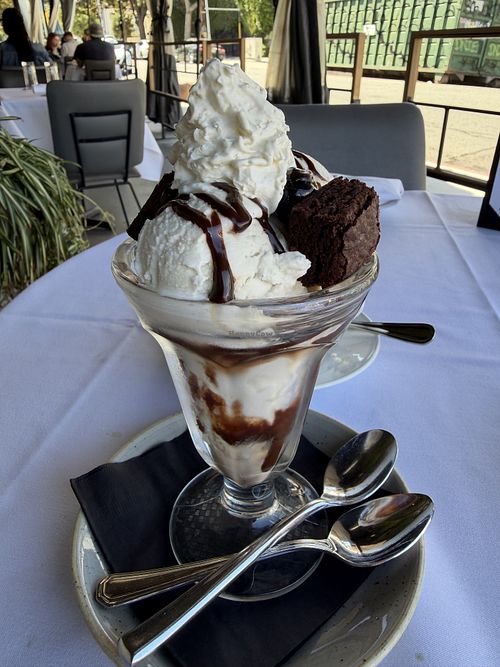  Brownie sundae   at Crossroads Kitchen in Los Angeles