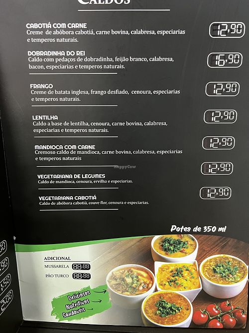 Turco, no centro.  at Rei da Pidê  in Paranagua