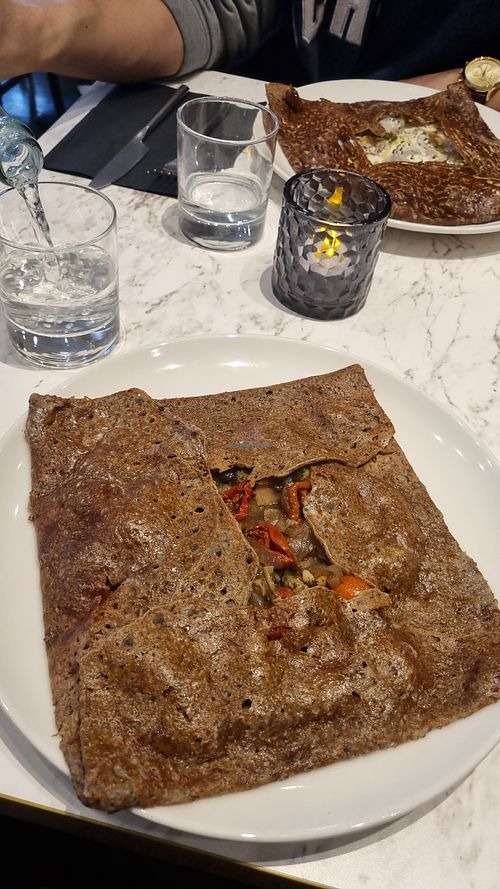 mushroom, tomato and onion galette/crepe at Le Tanoue in Annecy