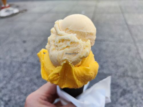 Peach an mango, vegan cone at Dolce Vita Eis-Manufaktur in Buchs
