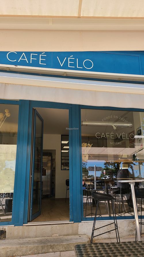  at Café Vélo in Nevers