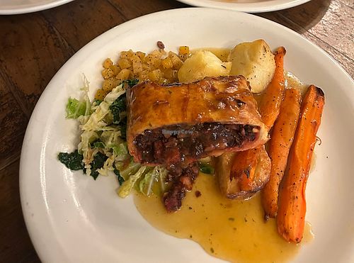 Vegan Wellington roast October 2025  at Punch Tavern in London