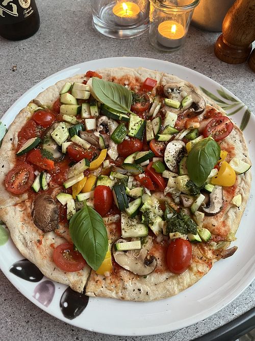 Zucchini veggie pizza   at Taverne Wehlmuschel in Stadt Wehlen