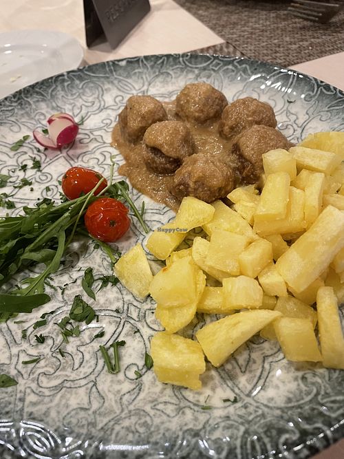 “Blox” vegan meatballs in almond sauce  at Restaurante El Claustro in Cadiz