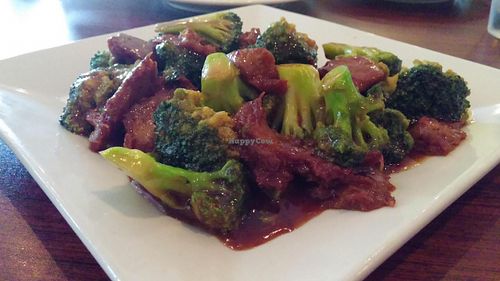 vegan 'beef' and broccoli at Green Leaf Vegetarian Restaurant in Richmond