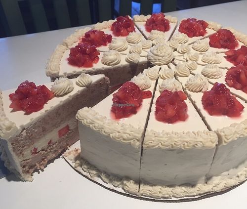 Raw Vegan Strawberry Shortcake at Great Full Gardens - Midtown in Reno