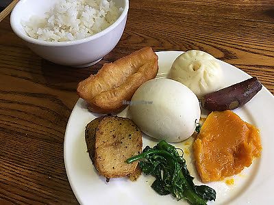 Buffet plate #1 at Tian Fu Lou in Guilin