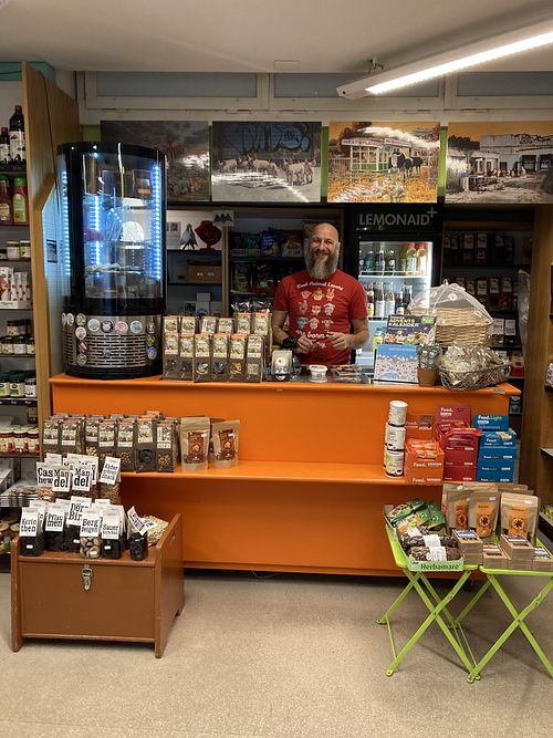 This guy knows what’s up  at Littl' Shop of Ethics in Schaffhausen