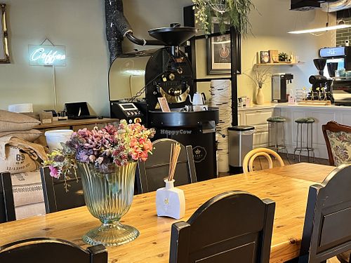 Sit-in dining, comfortable and quaint  at Tiara Kaffebrenneri Rådhusgata in Kristiansand