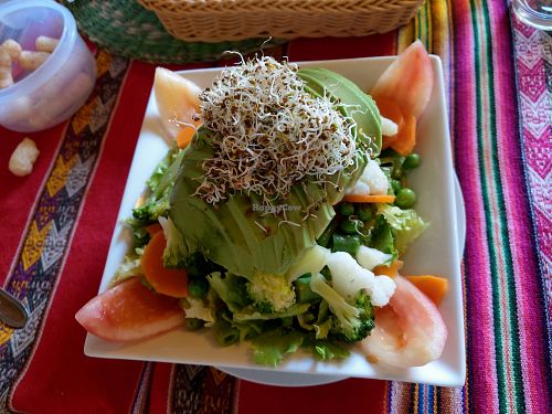 Mixed Salat at La Casa de Bamboo in Huacachina