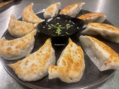 Image of Yunnan Vegetarian Noodles Shop - หงส์หงส์บะหมี่ยูนนาน