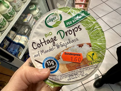 cottage drops  at Naturkost am Hohntor in Bad Neustadt An Der Saale