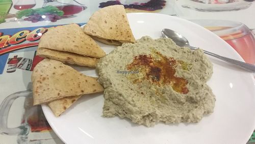 Baba ganoush with pita bread at Frankies in Tagbilaran