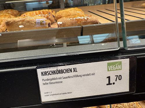 danish (cherry)  at backWERK in Erfurt