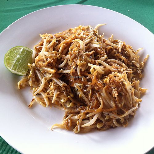 Pad thai (12,000 kip) at Riverside in Houay Xai