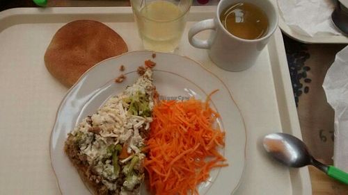 vegan pizza main dish  at Reencuentro con la Naturaleza in La Paz