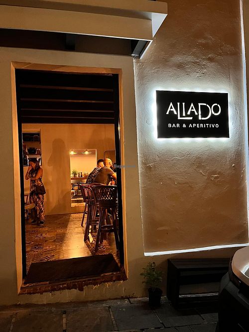 Top Vegan Restaurant Food Image