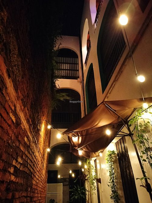 The courtyard at Aliado Bar & Aperitivo in San Juan