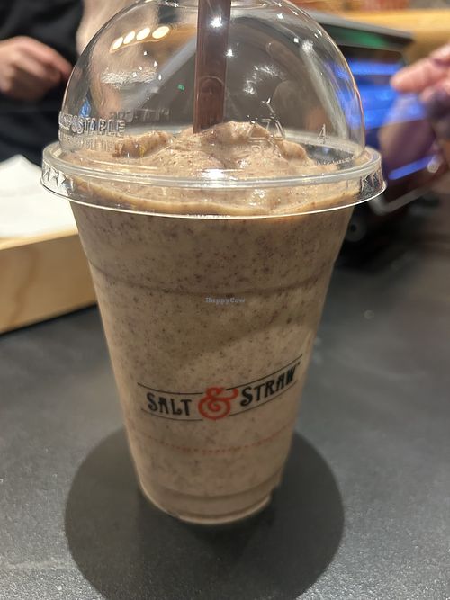 They make shakes with pistachio milk! 🤤  at Salt & Straw in Roseville